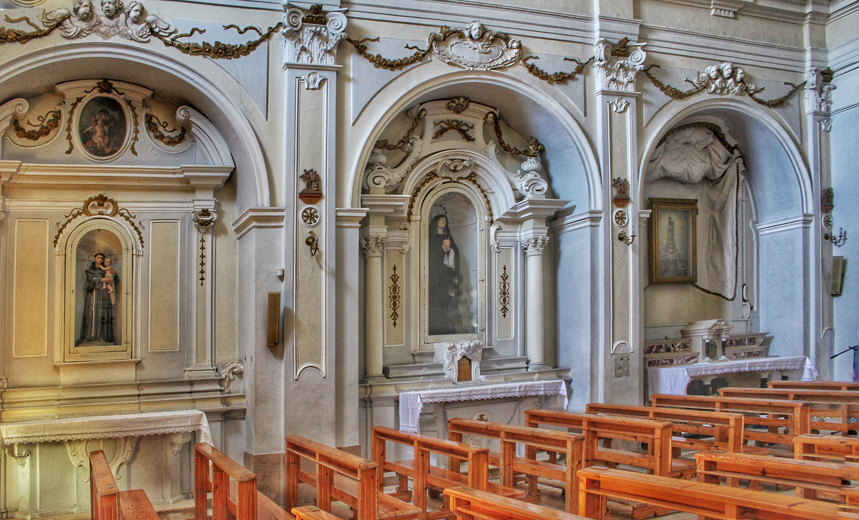 L’altare maggiore della chiesa dei Cappuccini di Ruvo di Puglia: un contributo per lo scultore Francesco Paolo Antolini